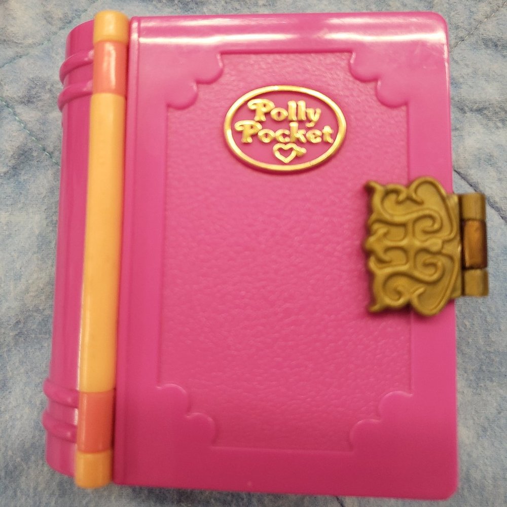 1995 Bluebird Polly Pocket Vintage Glitter Island storybook compact